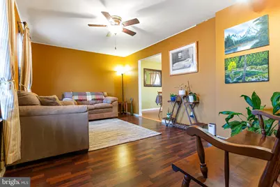 208 W Hansome Way, Bear, DE 19701 - Photo 5