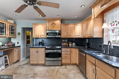 2412 Chatham Drive, Wilmington, DE 19803 - Photo 9