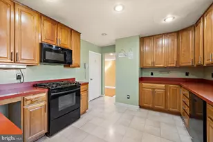 2407 Larkwood Dr, Wilmington, DE 19810 - Photo 13