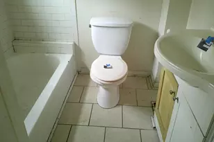 908 Marshall St, Wilmington, DE 19805 - Photo 5