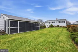 712 W 11th St, New Castle, DE 19720 - Photo 29