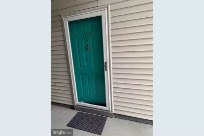 102 Stonehurst Ct, New Castle, DE 19720 - Photo 3