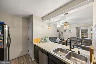 128 Sterling Ave, Claymont, DE 19703 - Photo 7