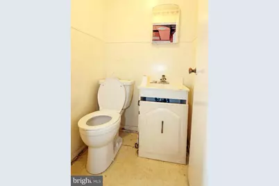 38 S Dickens Road, Claymont, DE 19703 - Photo 19