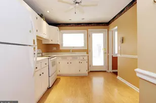 38 S Dickens Rd, Claymont, DE 19703 - Photo 7