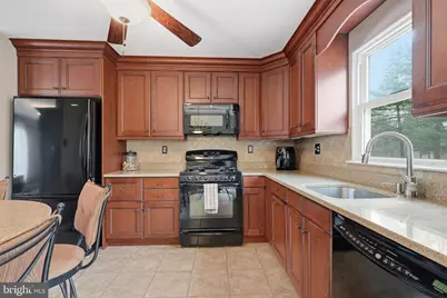 305 Kinross Drive, Newark, DE 19711 - Photo 9