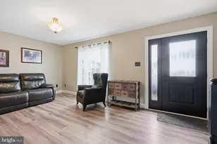 305 Kinross Dr, Newark, DE 19711 - Photo 3