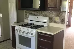 1036 Wagoner Dr, Wilmington, DE 19805 - Photo 11