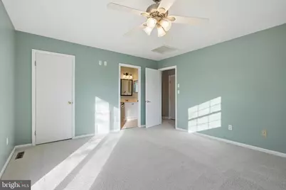 159 E Green Valley Circle, Newark, DE 19711 - Photo 15