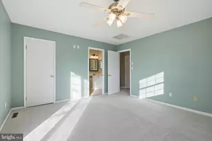 159 E Green Valley Cir, Newark, DE 19711 - Photo 15