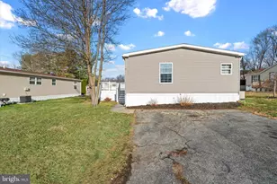 8 Bell St, Bear, DE 19701 - Photo 31