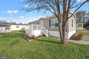 8 Bell St, Bear, DE 19701 - Photo 3