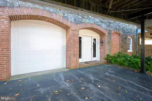 24 S Rockland Falls Rd, Rockland, DE 19732 - Photo 3