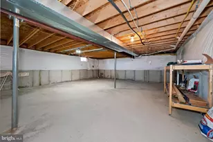 203 N Barrington Ct, Newark, DE 19702 - Photo 37