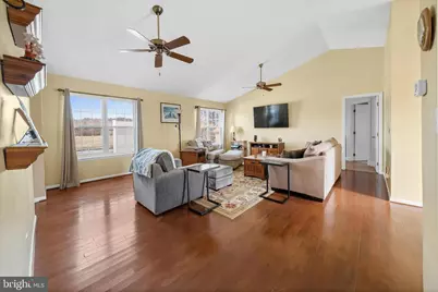 203 N Barrington Court, Newark, DE 19702 - Photo 7