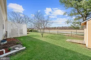 203 N Barrington Ct, Newark, DE 19702 - Photo 45