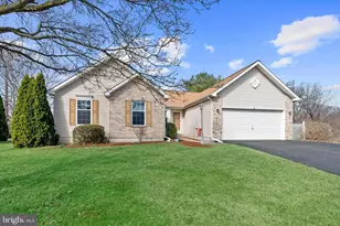 203 N Barrington Ct, Newark, DE 19702 - Photo 3