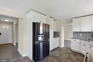 12 Lesley Ln, New Castle, DE 19720 - Photo 3