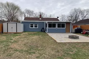 323 Martin Dr, New Castle, DE 19720 - Photo 3