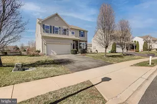 129 Abbigail Crossing, Townsend, DE 19734 - Photo 3