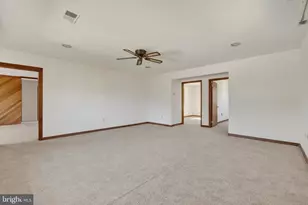 34 Archer Cir, Newark, DE 19702 - Photo 15