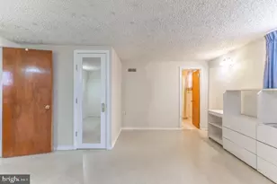 303 Wooddale Ave, New Castle, DE 19720 - Photo 23