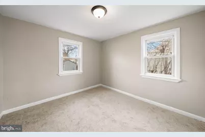 213 Decalb Avenue, Wilmington, DE 19804 - Photo 9