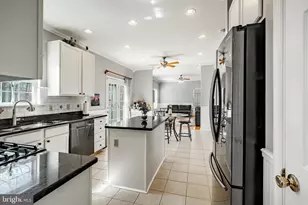 107 W Flagstone Dr, Newark, DE 19702 - Photo 7