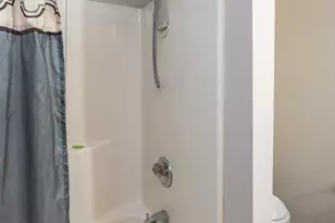 12 8th Ave, Wilmington, DE 19805 - Photo 25