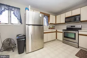 12 8th Ave, Wilmington, DE 19805 - Photo 9