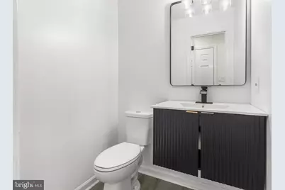 210 W Silver Fox Road, Newark, DE 19702 - Photo 17