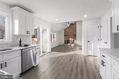 210 W Silver Fox Road, Newark, DE 19702 - Photo 9