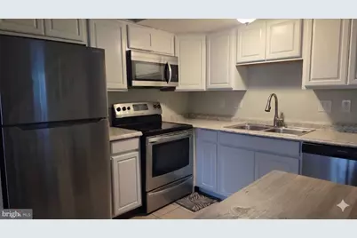 7 Brian Court, New Castle, DE 19720 - Photo 9