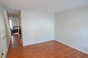 7 Brian Ct, New Castle, DE 19720 - Photo 5