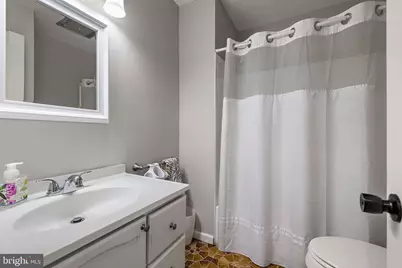 2115 Fairfield Place, Wilmington, DE 19805 - Photo 17