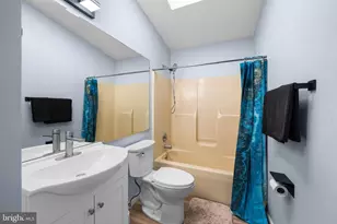 2009 Waters Edge Dr, Newark, DE 19702 - Photo 21