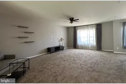 525 S Twin Lakes Boulevard, Newark, DE 19711 - Photo 5