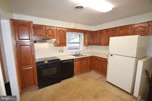 2644 Longfellow Dr, Wilmington, DE 19808 - Photo 5