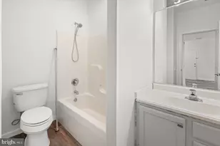 2702 Waters Edge Dr, Newark, DE 19702 - Photo 17