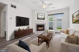 2702 Waters Edge Dr, Newark, DE 19702 - Photo 7