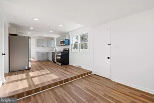 325 E Roosevelt Ave, New Castle, DE 19720 - Photo 7