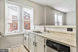 1726 W 8th St, Wilmington, DE 19805 - Photo 3