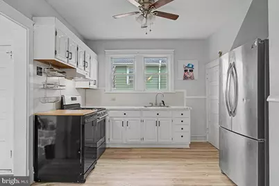 13 N Clifton Avenue, Wilmington, DE 19805 - Photo 11