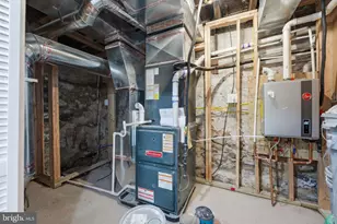 1302 W 6th St, Wilmington, DE 19805 - Photo 43