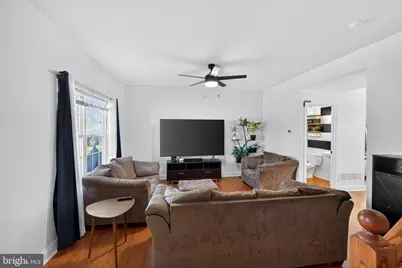 815 E Hazeldell Avenue, New Castle, DE 19720 - Photo 5