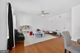 815 E Hazeldell Ave, New Castle, DE 19720 - Photo 17