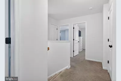 815 E Hazeldell Avenue, New Castle, DE 19720 - Photo 19