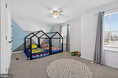 815 E Hazeldell Avenue, New Castle, DE 19720 - Photo 29