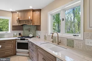 404 E Hawthorne Ct E, Hockessin, DE 19707 - Photo 15
