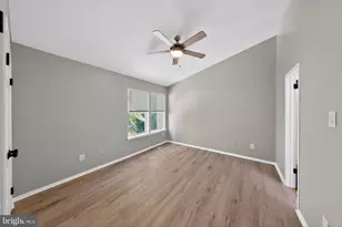 10 Brian Ct, New Castle, DE 19720 - Photo 9